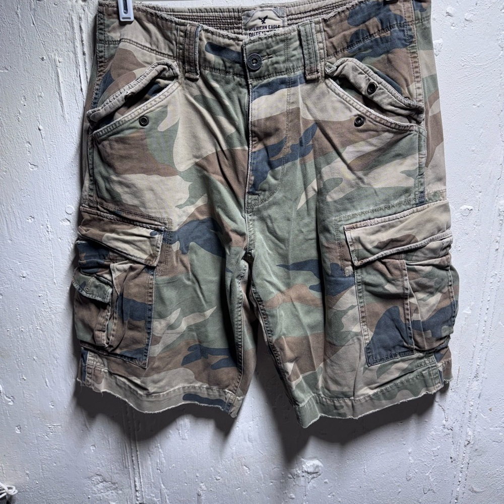 American Eagle Outfitters Green and Brown Cargo Shorts
